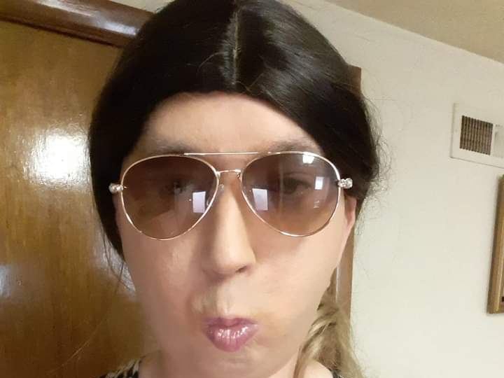 Image de profil du modèle de webcam Laurenhose