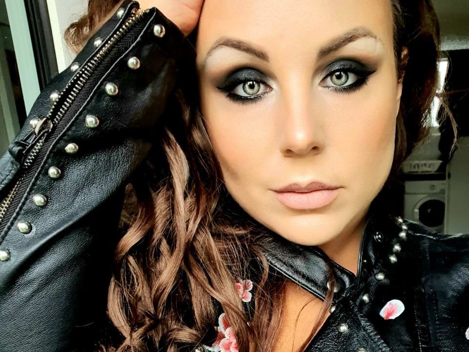 Liz_Bella profilbild på webbkameramodell 