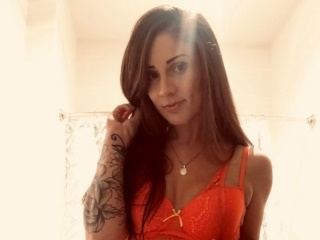 Profilbilde av QueenBee777 webkamera modell