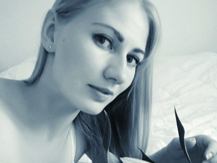 Profilbilde av Helen_White webkamera modell