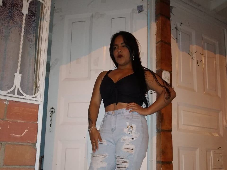 Imagen de perfil de modelo de cámara web de Victoria_Lanzz