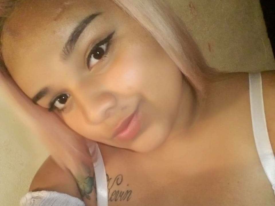 ZcharicRodriguez profilbild på webbkameramodell 