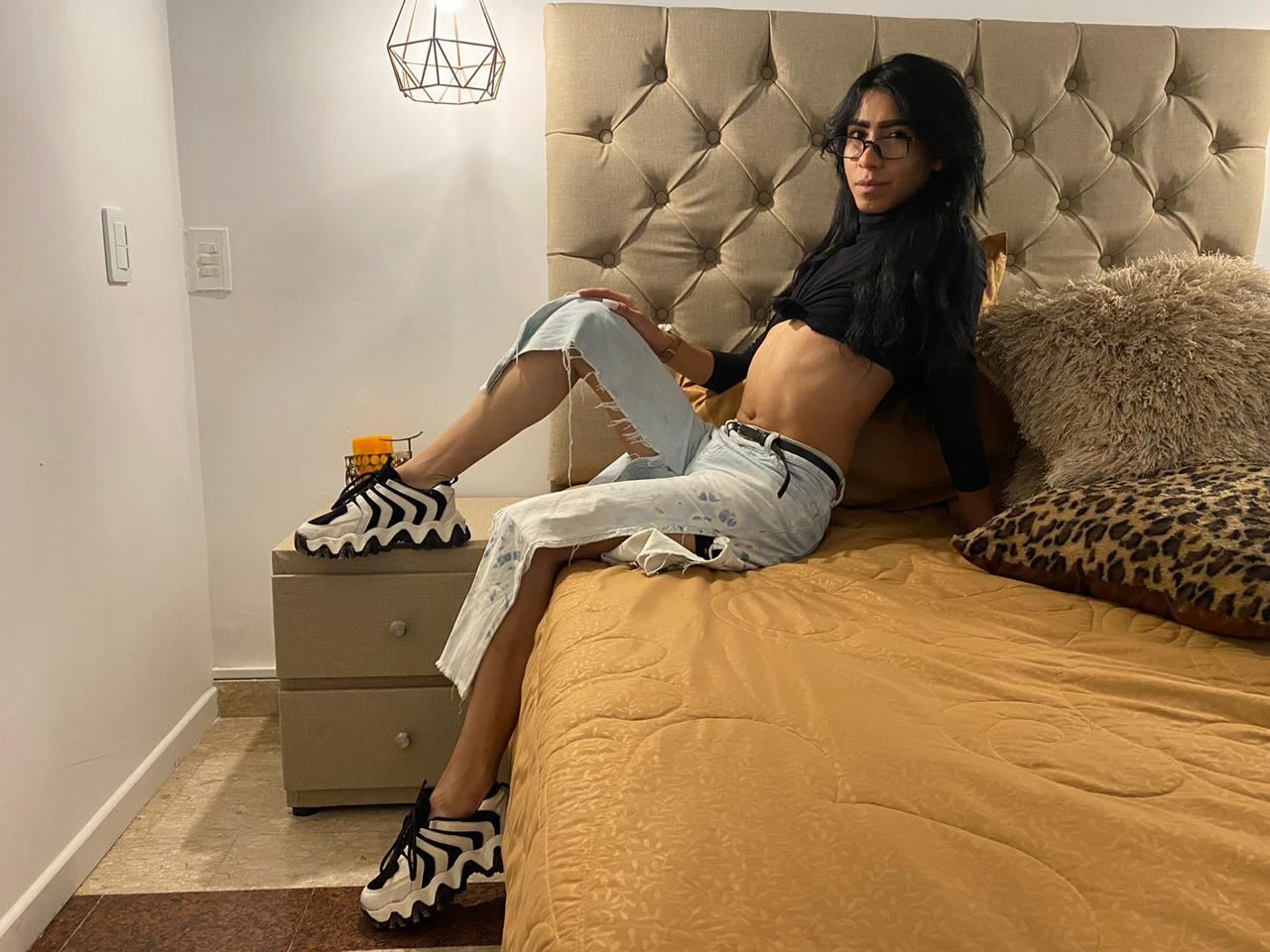 Image de profil du modèle de webcam Samantha_Milan