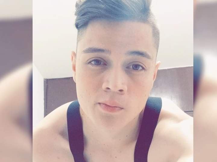 Image de profil du modèle de webcam EmilianoAs