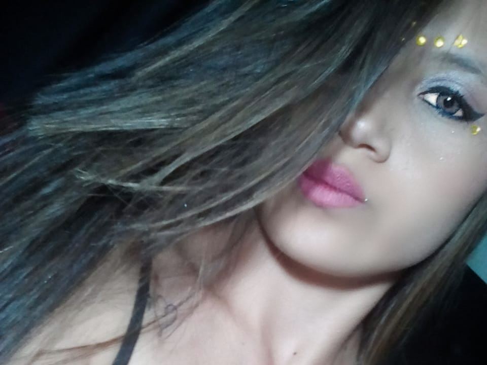 RebbecaRts cam model profile picture 