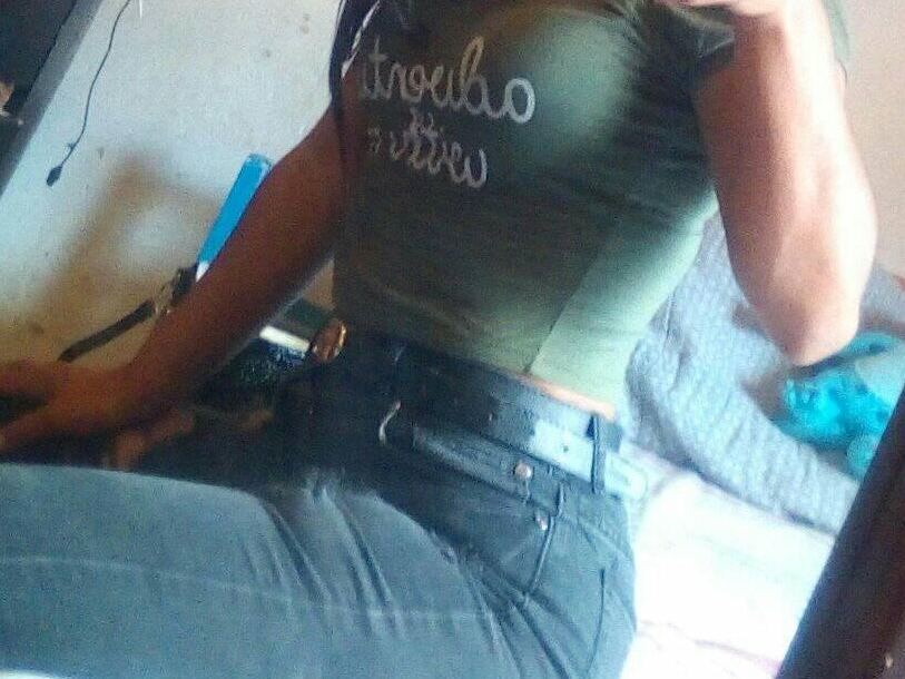 AngellinaSweeX profilbild på webbkameramodell 