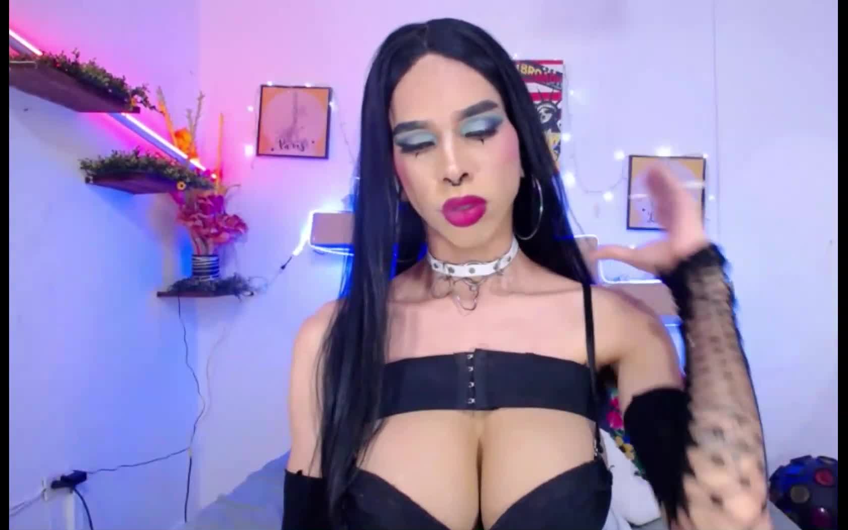 Performer RamonaSmite Video 1