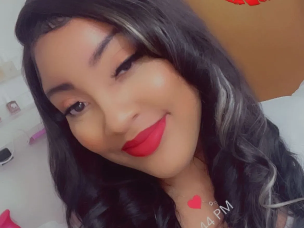 Image de profil du modèle de webcam TheParisJade