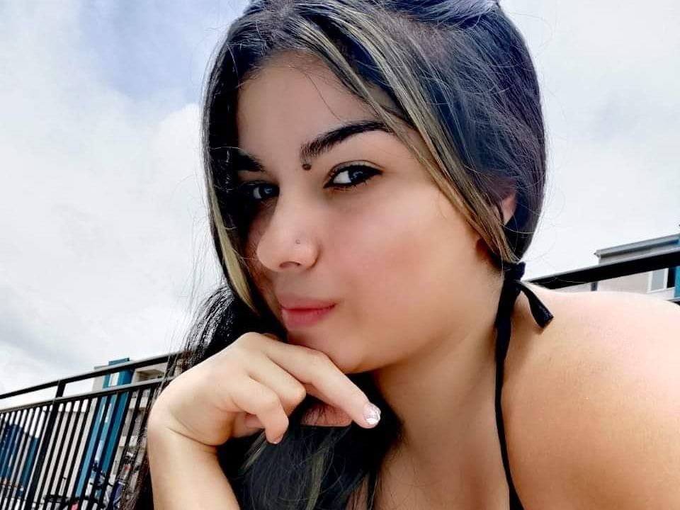 Imagen de perfil de modelo de cámara web de BeraRossi