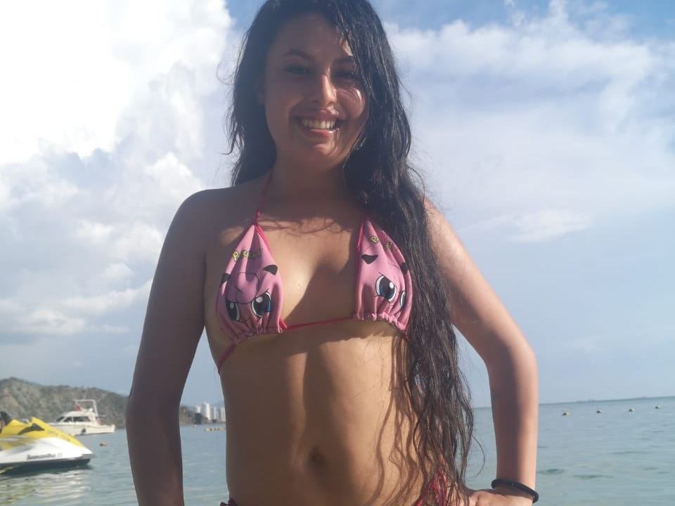 Image de profil du modèle de webcam Arianakinky11