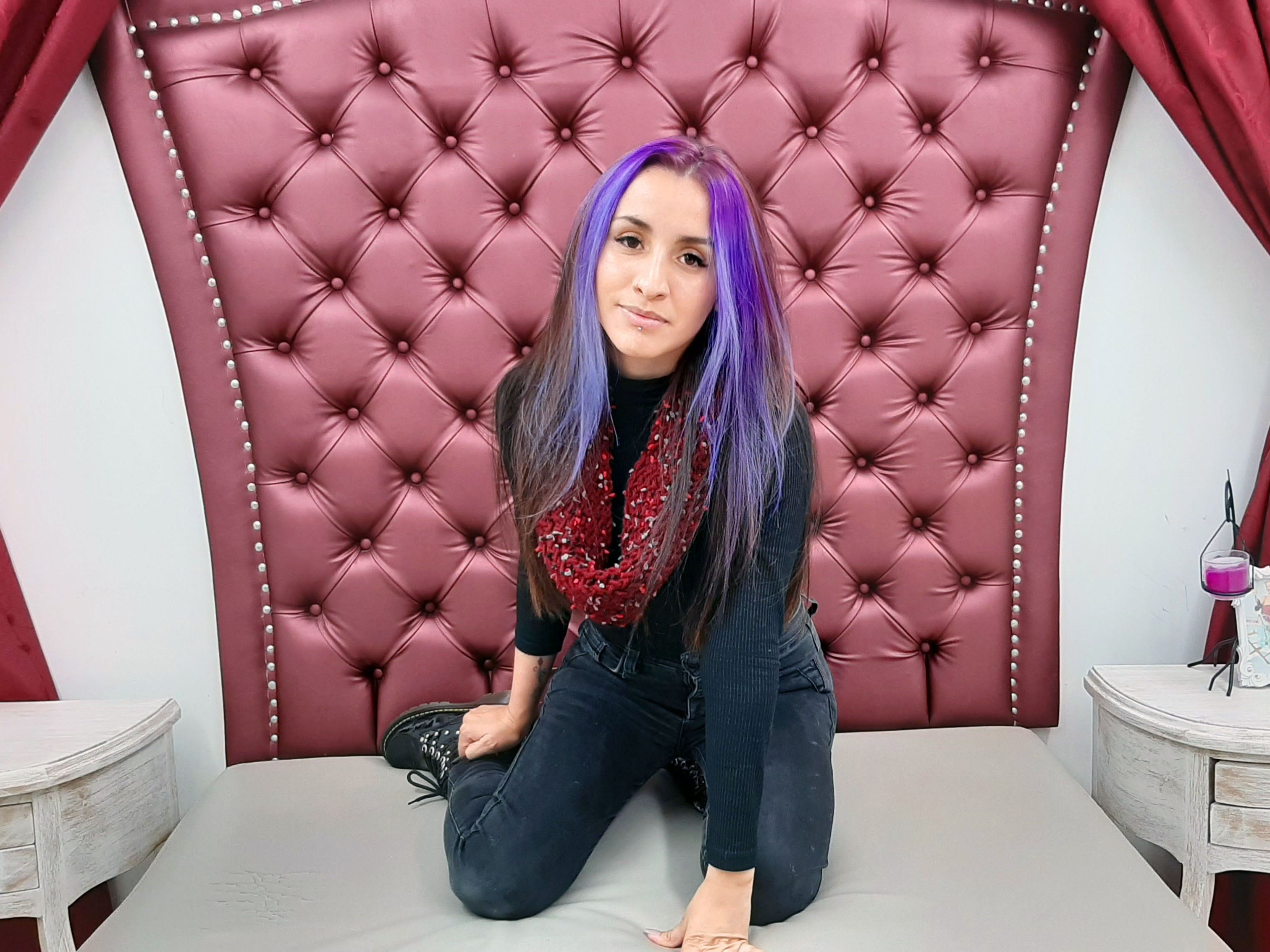 lucianabell cam model profile picture 