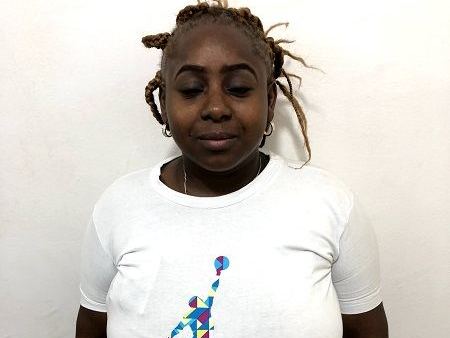 Image de profil du modèle de webcam saara_hotx