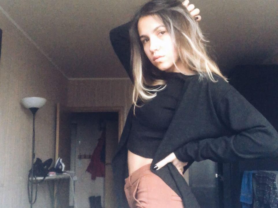 Jasmine_Shy profilbild på webbkameramodell 