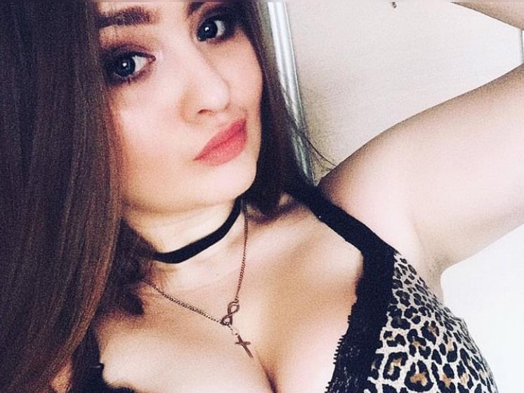 MiaQAngel Profilbild des Cam-Modells 
