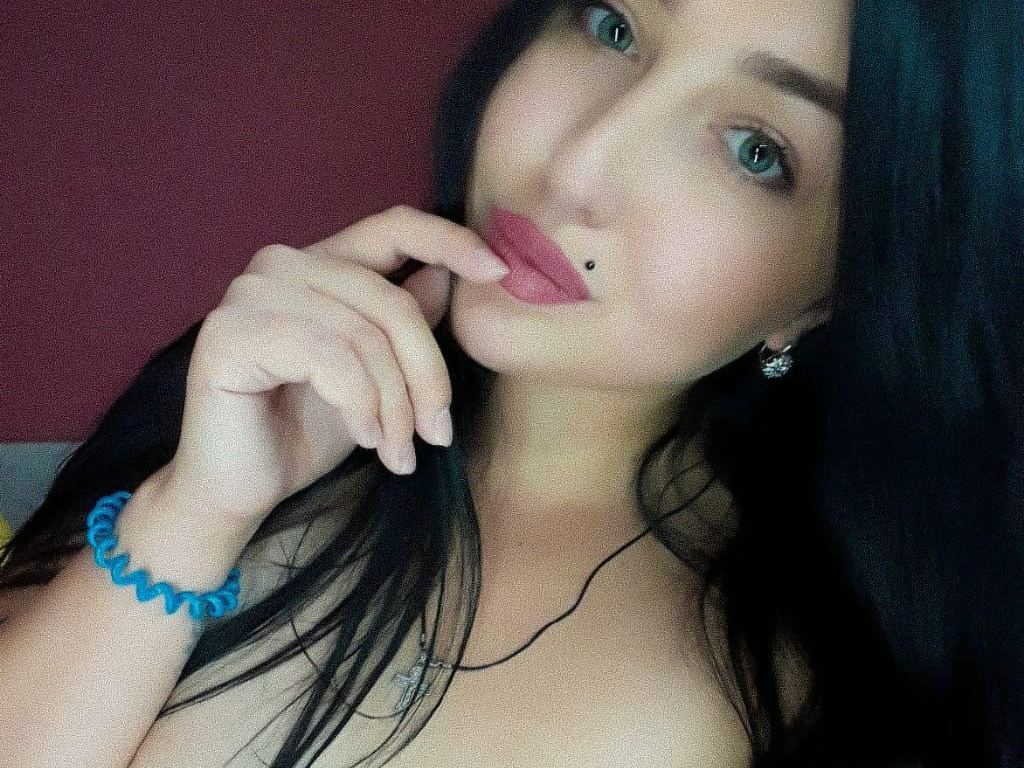 Lina_Morgan_X Profilbild des Cam-Modells 
