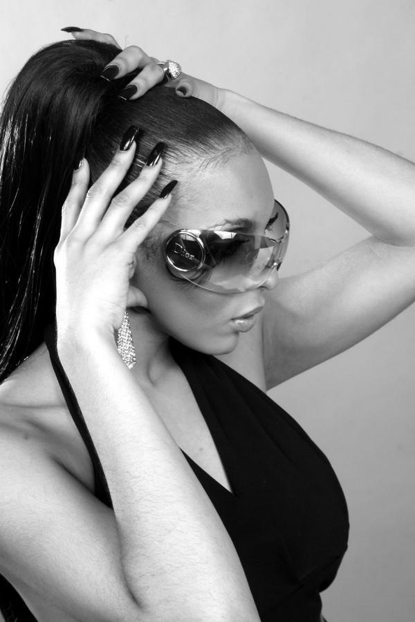 Artist YokoOkino Foto 10