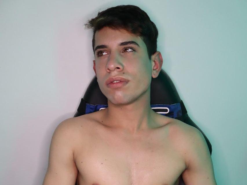 lancel_Dagostino profilbild på webbkameramodell 