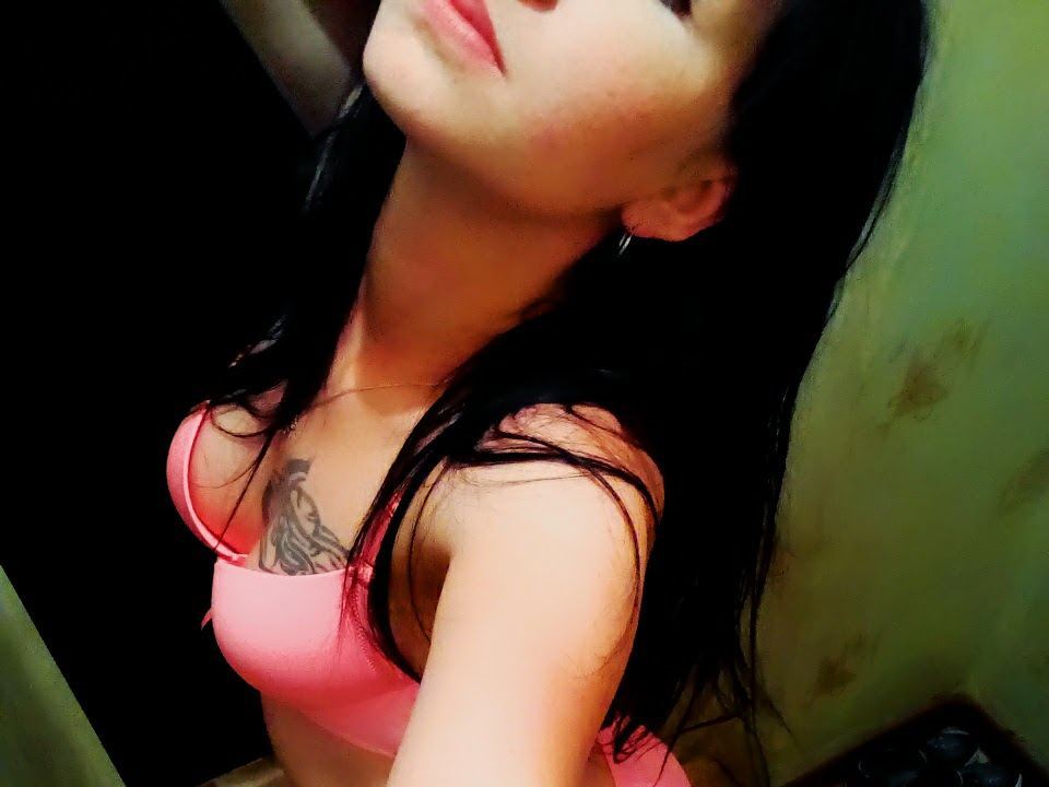 Image de profil du modèle de webcam karinaohsweet