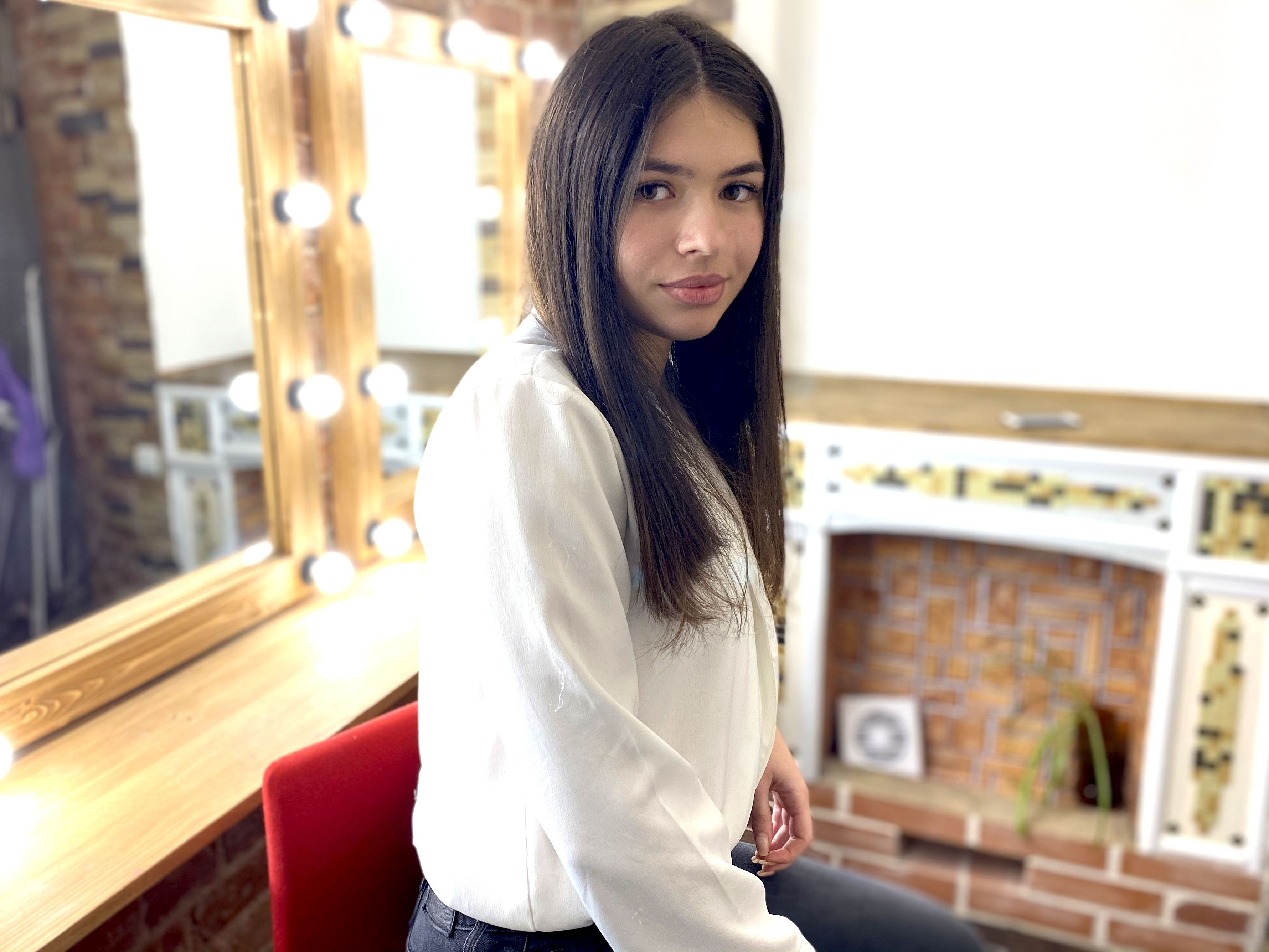 MilaYanson Profilbild des Cam-Modells 
