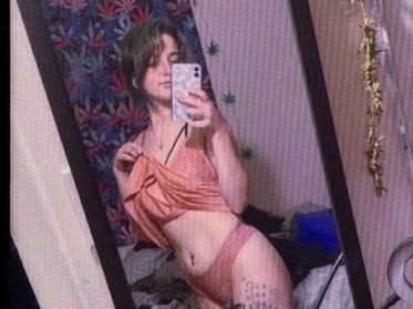 Image de profil du modèle de webcam Lilgothgirl