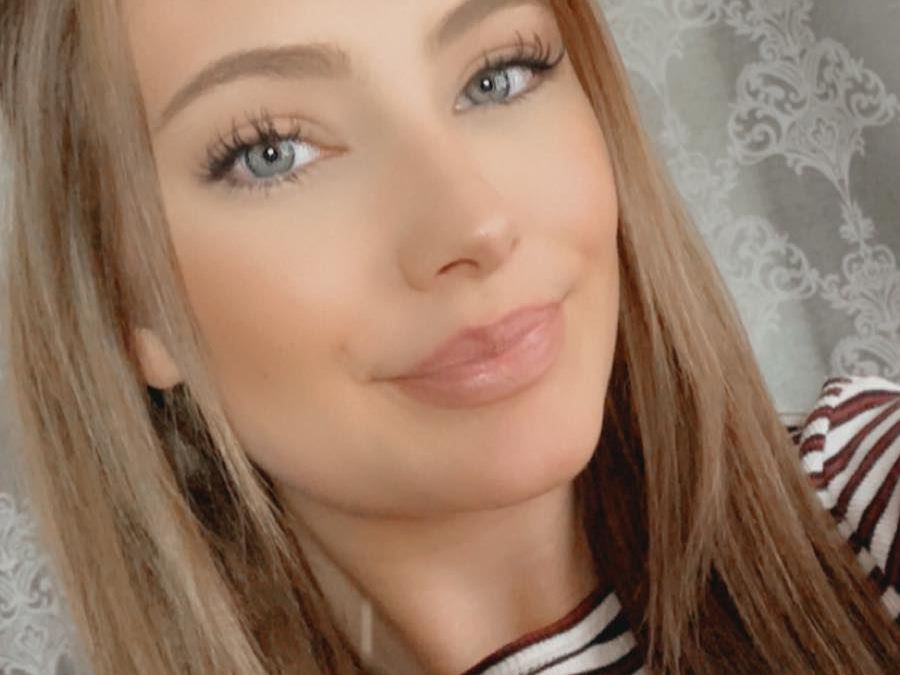 RosalieJade cam model profile picture 