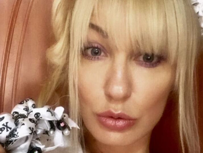 DashikaBlond cam model profile picture 