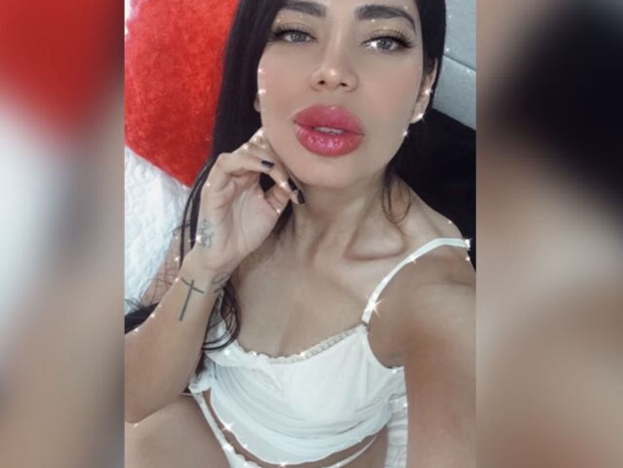 Foto de perfil de modelo de webcam de Adri_Gomez 