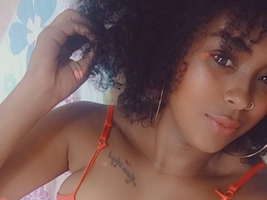 Julieta_sex3x immagine del profilo del modello di cam