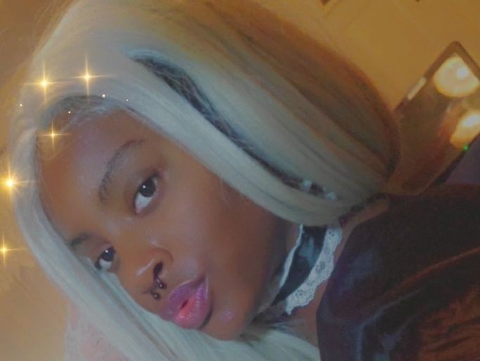 Profilbilde av Boobookitty0323 webkamera modell