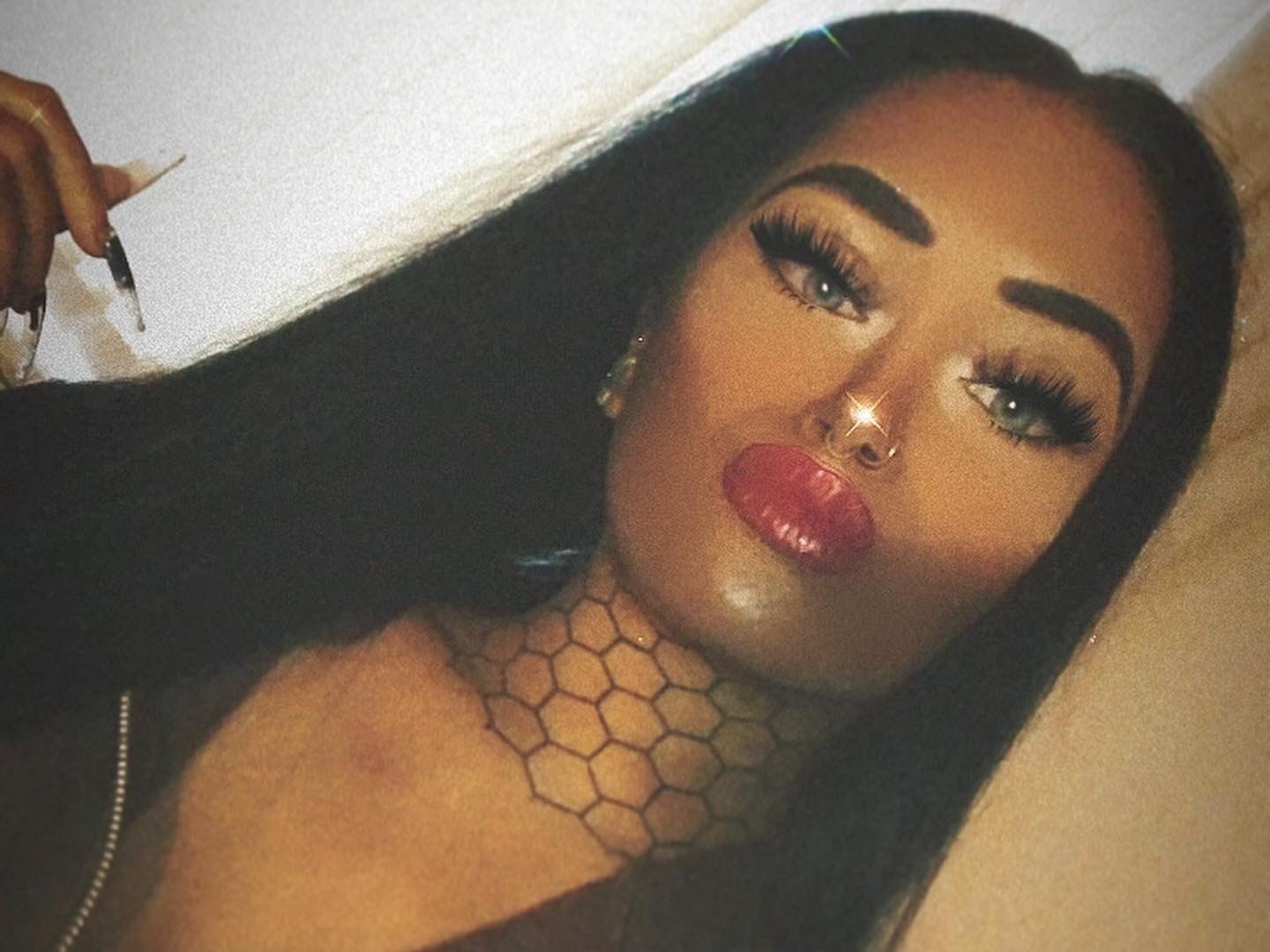 xMissDiamond profilbild på webbkameramodell 