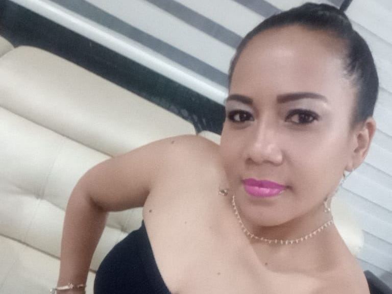 Imagen de perfil de modelo de cámara web de MaiDudley