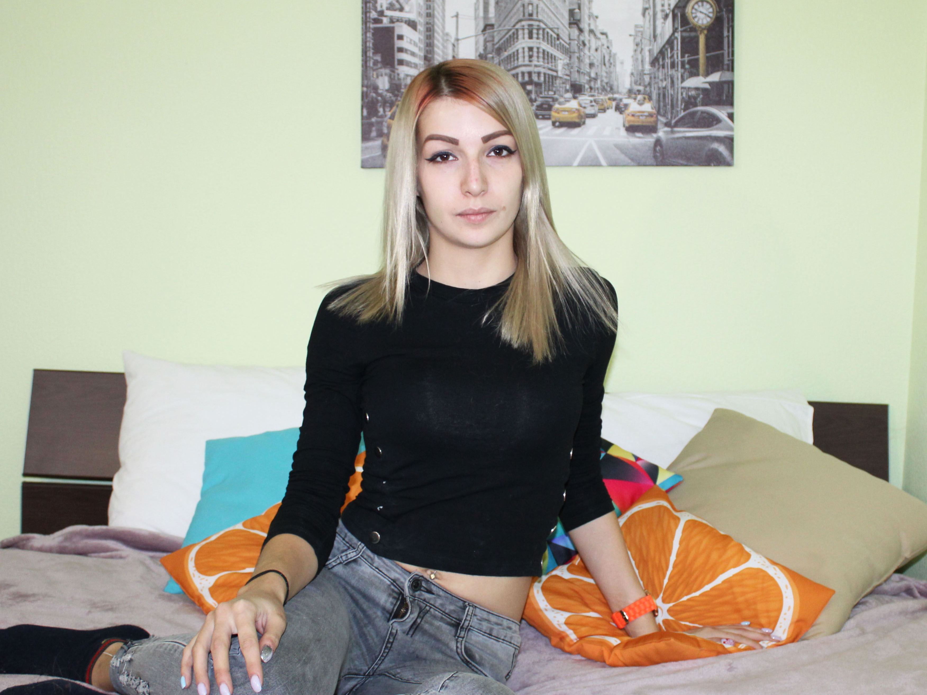 Image de profil du modèle de webcam LouiseStanley