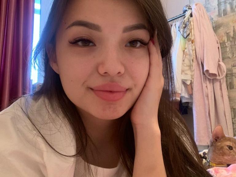 ferallioness profielfoto van cam model 
