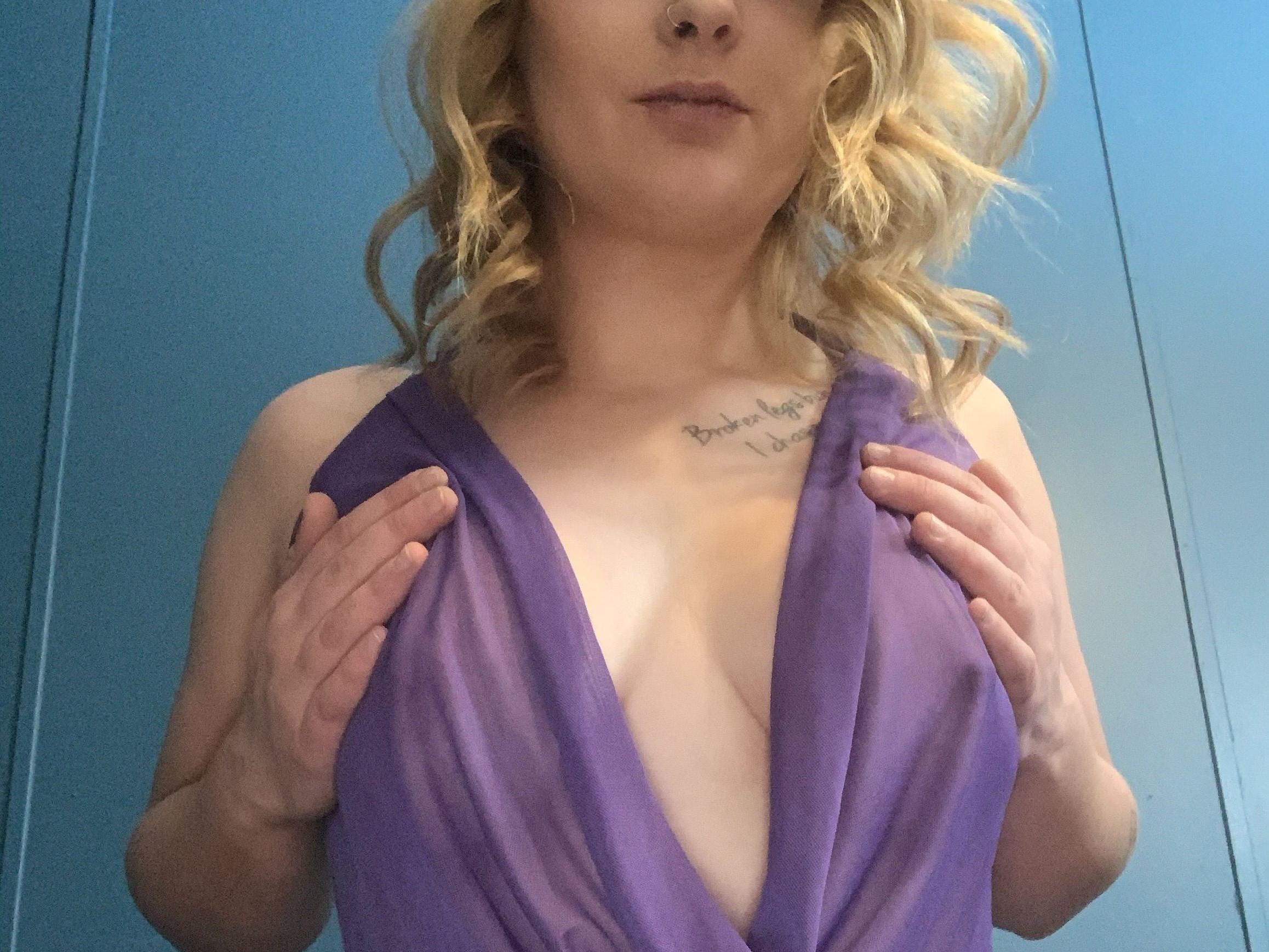 NovaCox profielfoto van cam model 