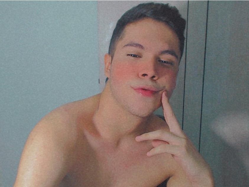 Foto de perfil de modelo de webcam de DOMINICK_FREEMAN 