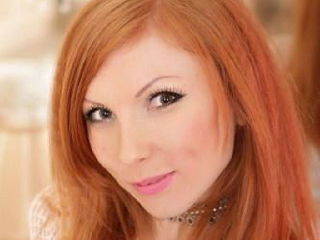 Foto de perfil de modelo de webcam de Llunaxxx 