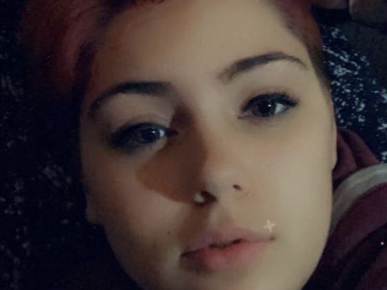 Image de profil du modèle de webcam Armychangedme
