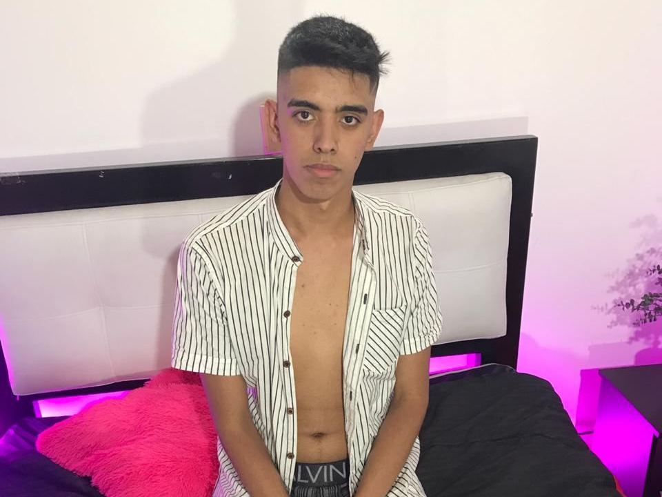 Image de profil du modèle de webcam juanpa_boy