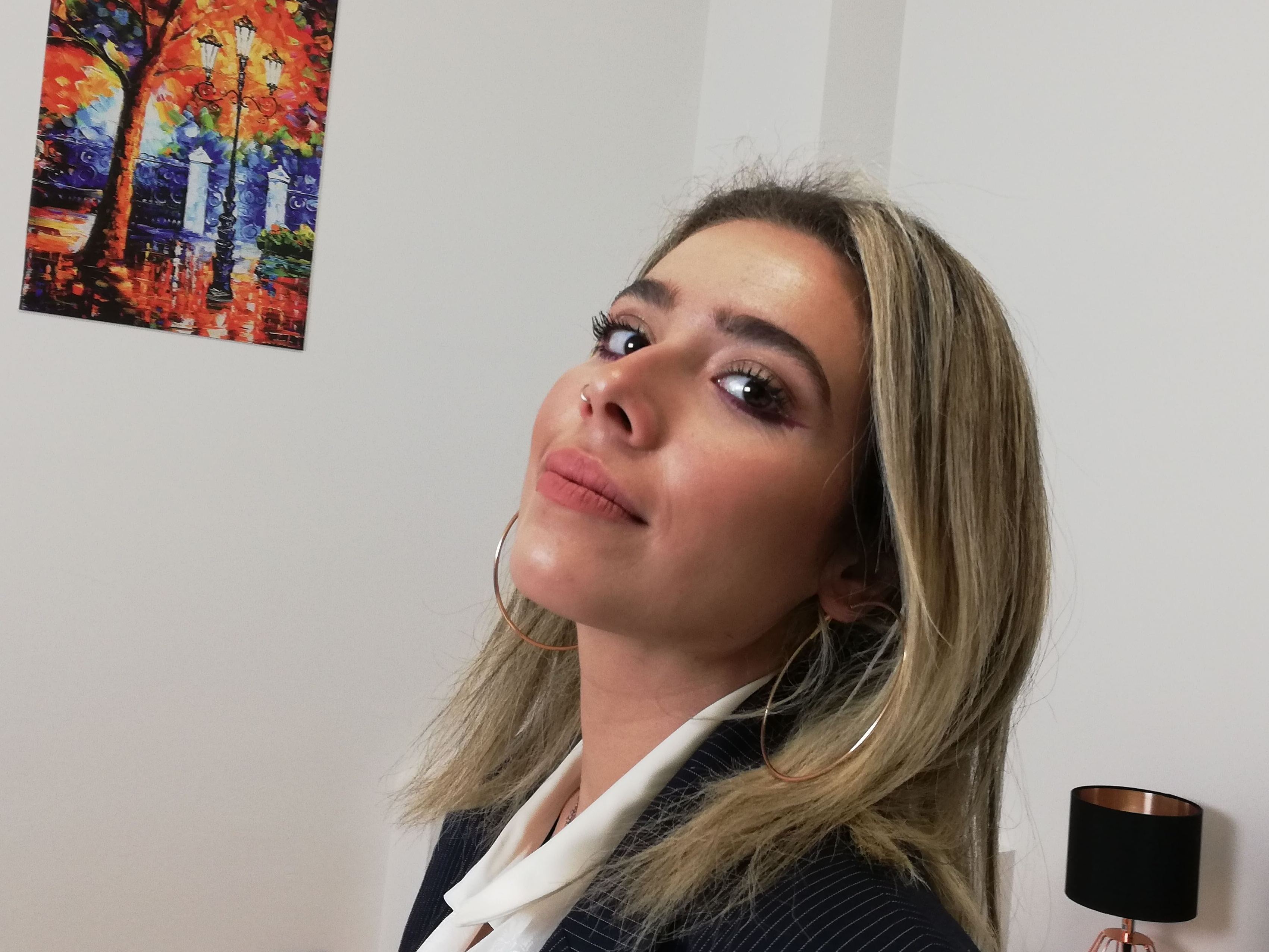 Image de profil du modèle de webcam KLARAH