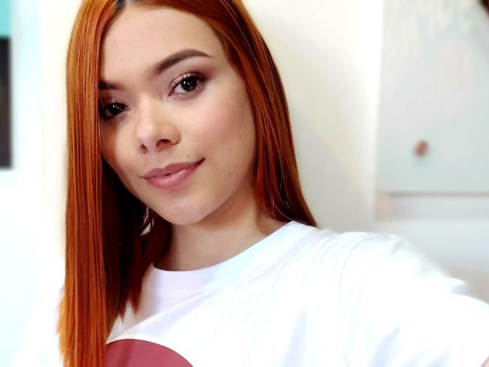 Image de profil du modèle de webcam robia_sex