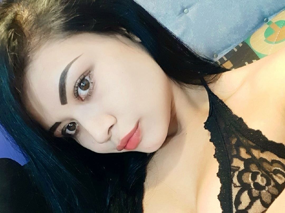 lily96 Profilbild des Cam-Modells 