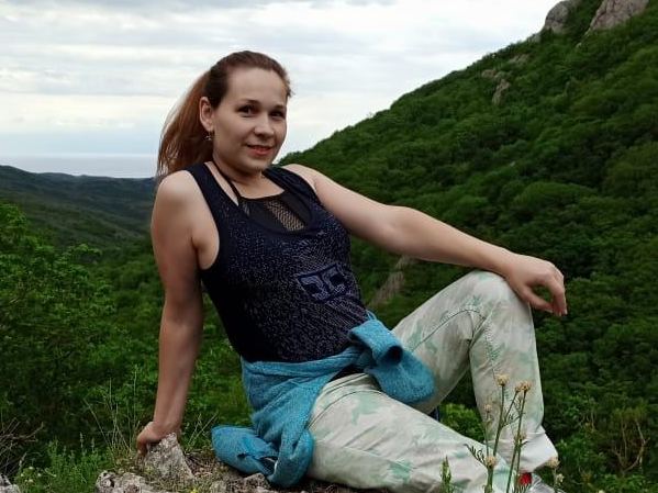 Profilbilde av SarahFosterRed webkamera modell