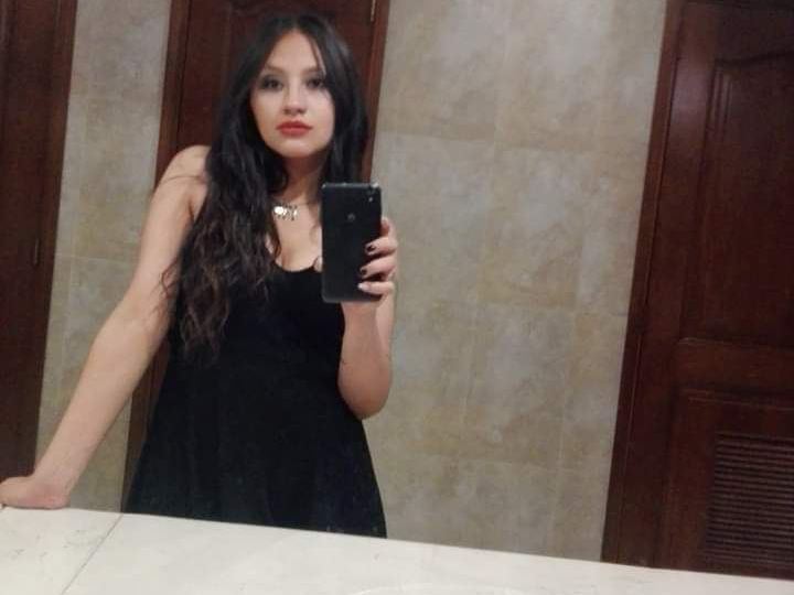 Image de profil du modèle de webcam CharlotteMiller122