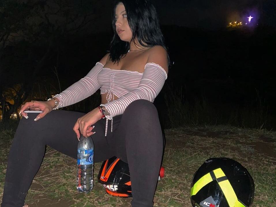 Imagen de perfil de modelo de cámara web de colombiansuccubus