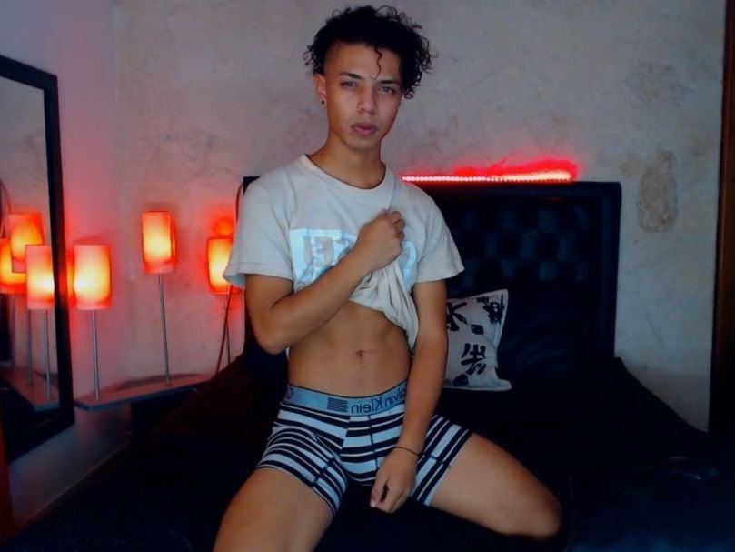 Image de profil du modèle de webcam harry_af