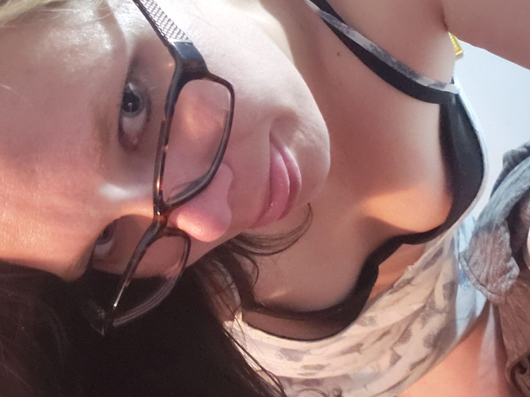 Lonelygirl1991 profilbild på webbkameramodell 