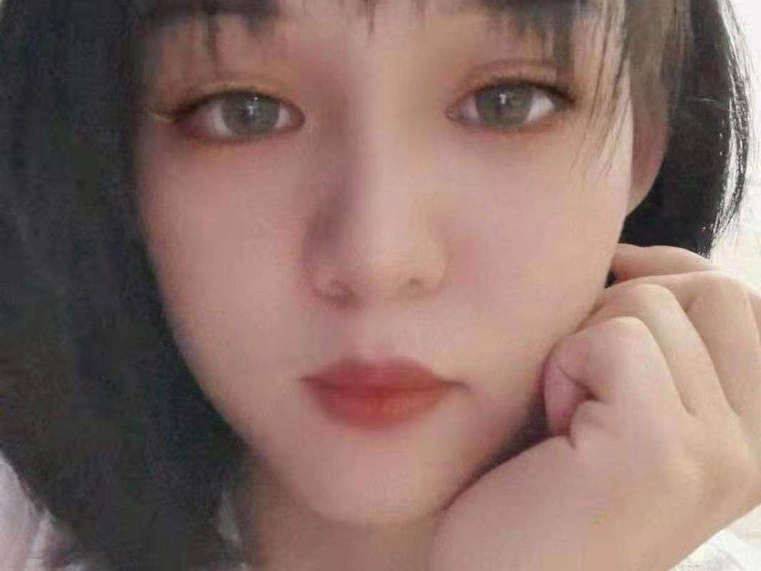 Amymihua immagine del profilo del modello di cam
