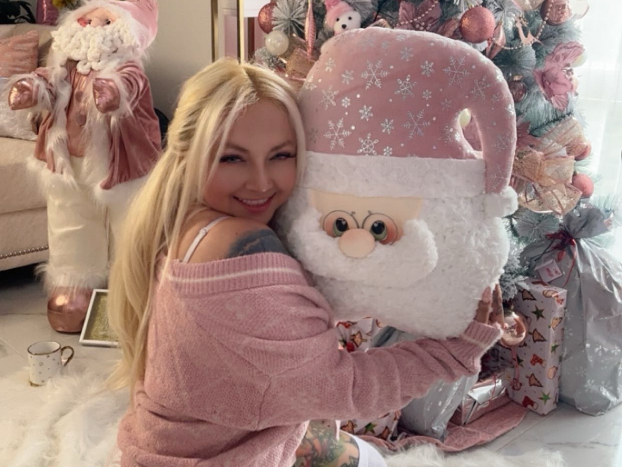 Artist LittlePinkBunnny Foto 3