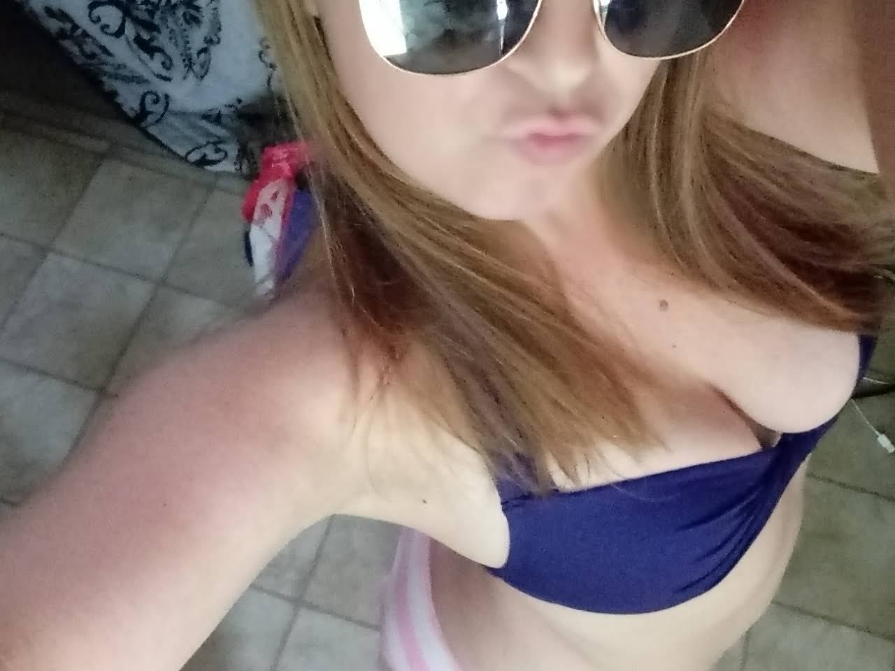 Foto de perfil de modelo de webcam de xYoungLovex 