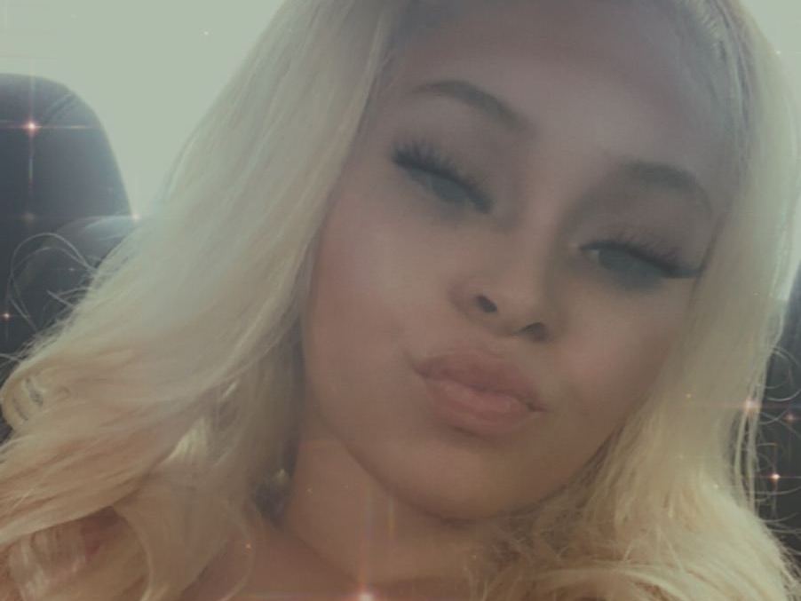 Image de profil du modèle de webcam Blue_DiamondXoXo
